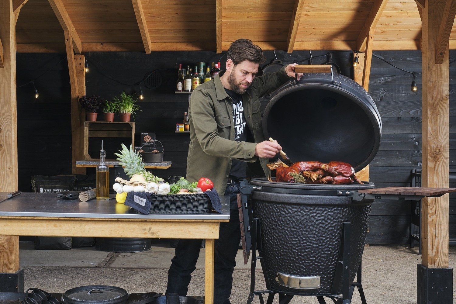 The Bastard Urban XL kamado barbecue